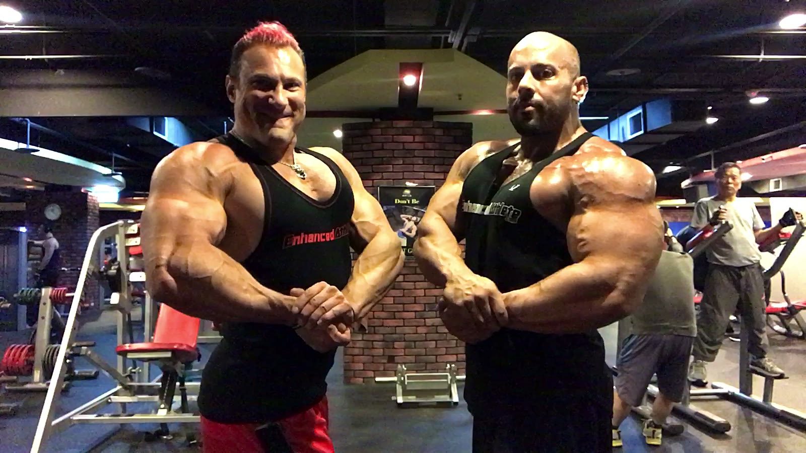 Double bicep with a training partner