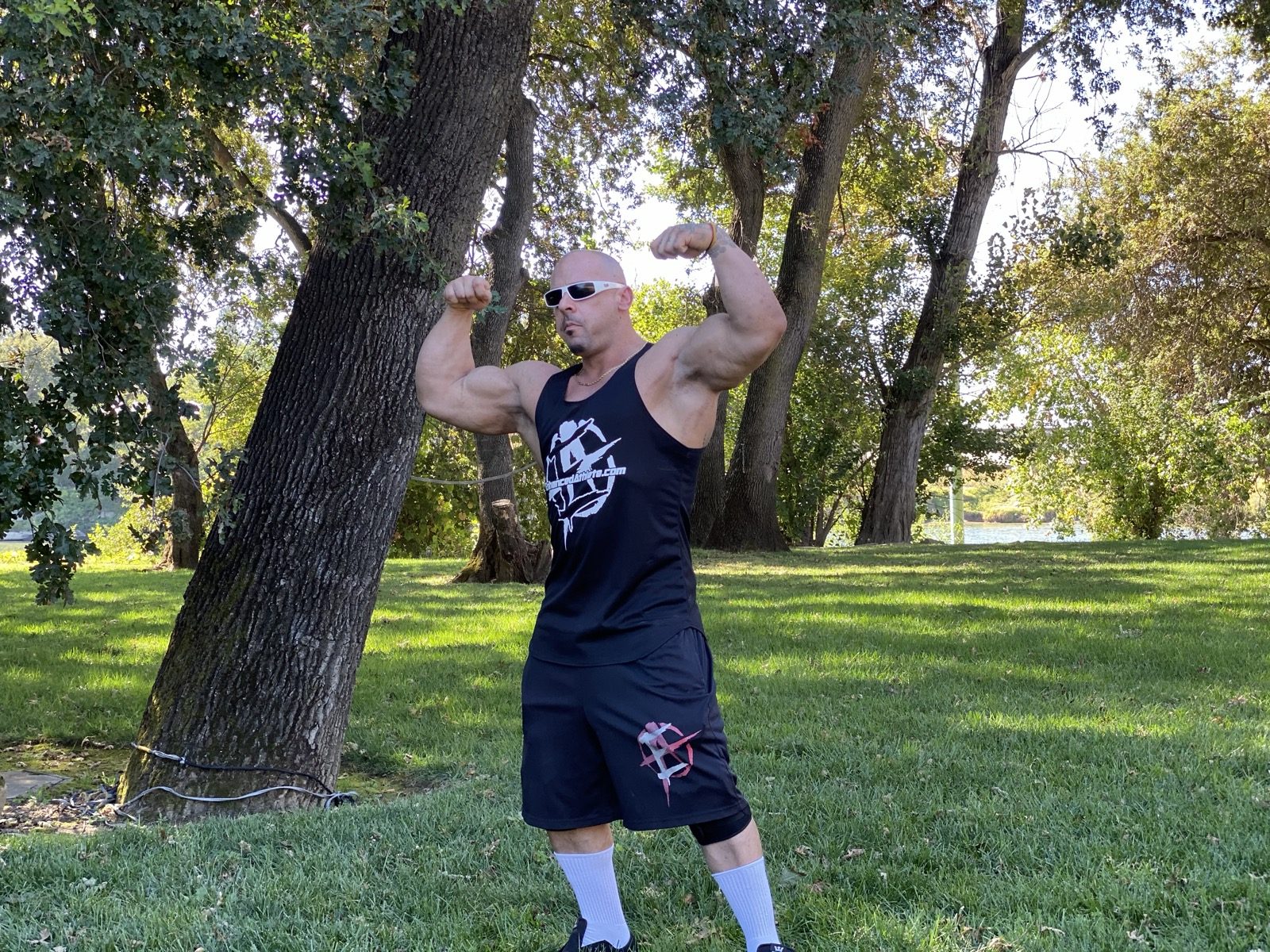 Front pose in the park